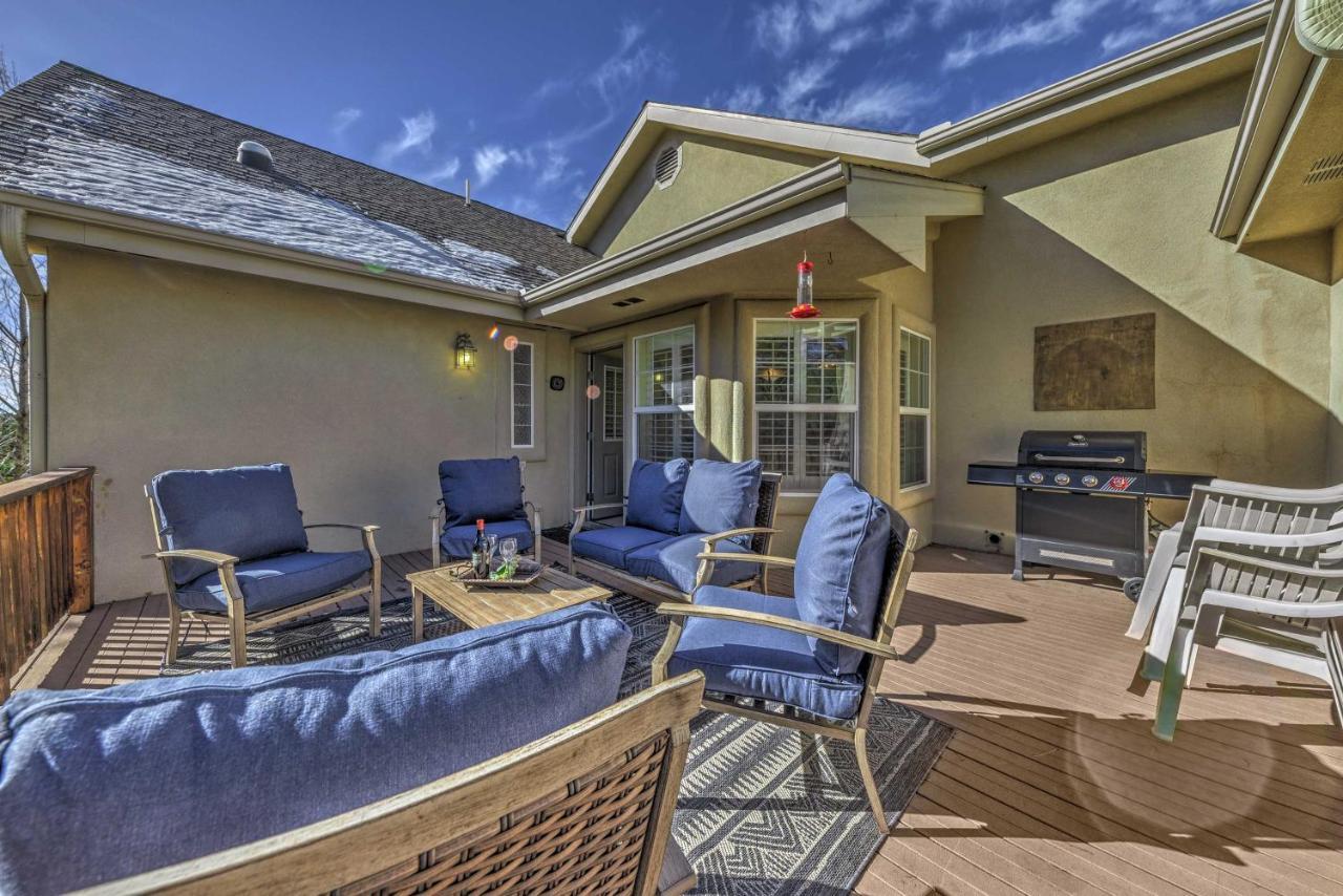 Roomy Ruidoso Retreat With Deck, Grill, And Mtn Views! Kültér fotó