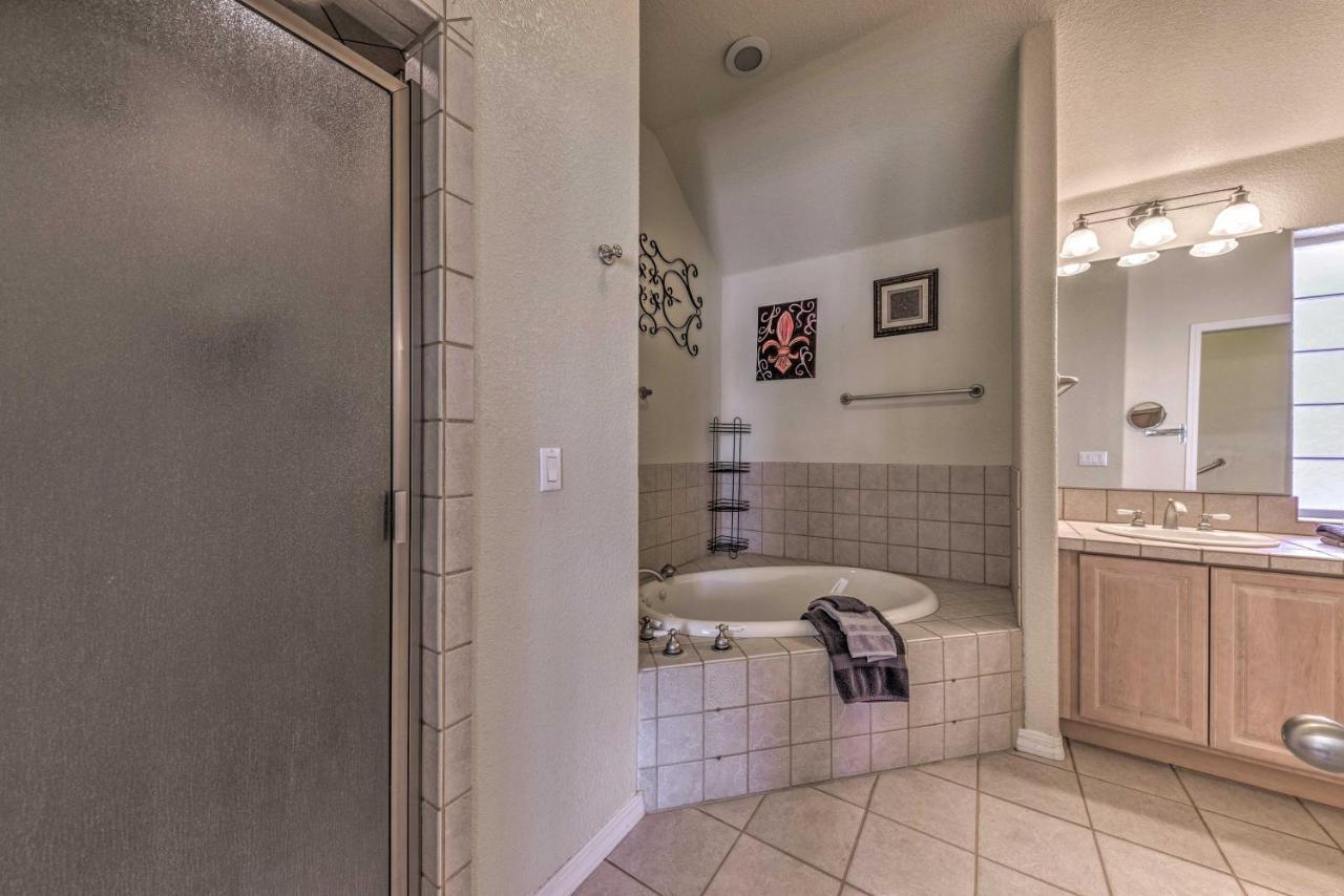 Roomy Ruidoso Retreat With Deck, Grill, And Mtn Views! Kültér fotó